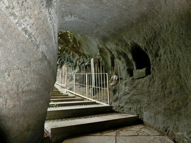 「鋸山日本寺」往路40（奥の院無漏窟）201809