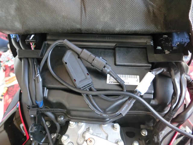 CBR1000RRグリップヒーター取付17